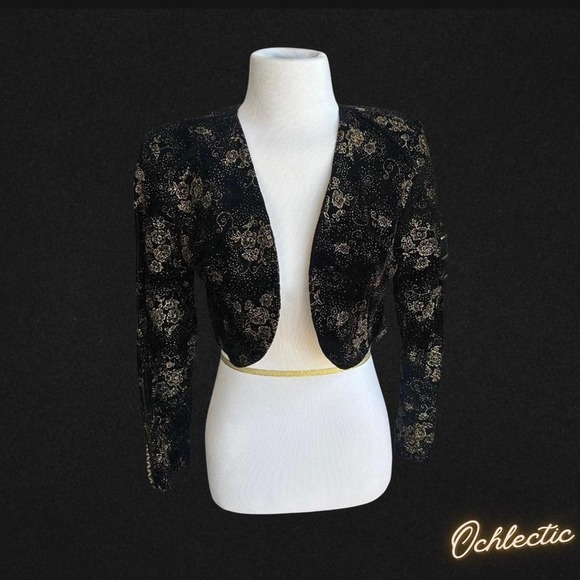 Black lace cropped bolero jacket with gold trim and button closure - Picture 1 of 3